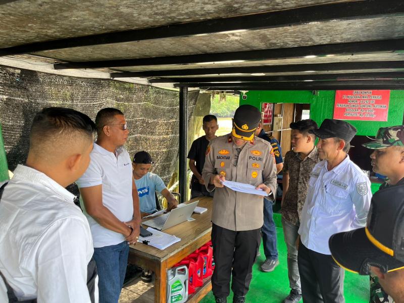 Kapolsek Kateman bersama Forkopimcam didampingi KUPP Kelas III Sungai Guntung Kunjungi Dua SPBU di Sungai Guntung