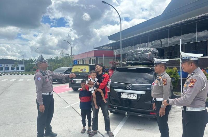 Sat Lantas Polres Siak Intensifkan Gatur Lalin Operasi Ketupat Lancang Kuning 2026, Warga Merasa Lebih Aman