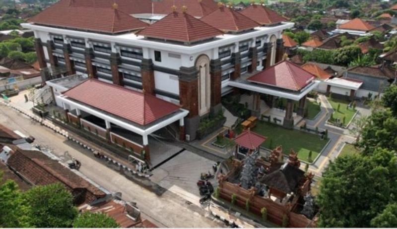 Pemda Inhil Bangun Pasar Induk Yos Sudarso Yang Megah, Pedagang Pasar Subuh Pindah Kelokasi Baru.