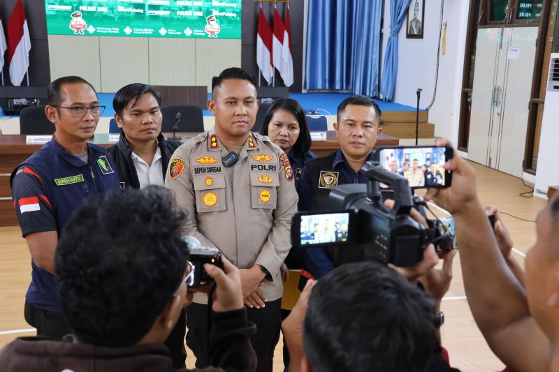 KEMATIAN dr. ALEX CRISTO LORIS, DIDUGA BUNUH DIRI